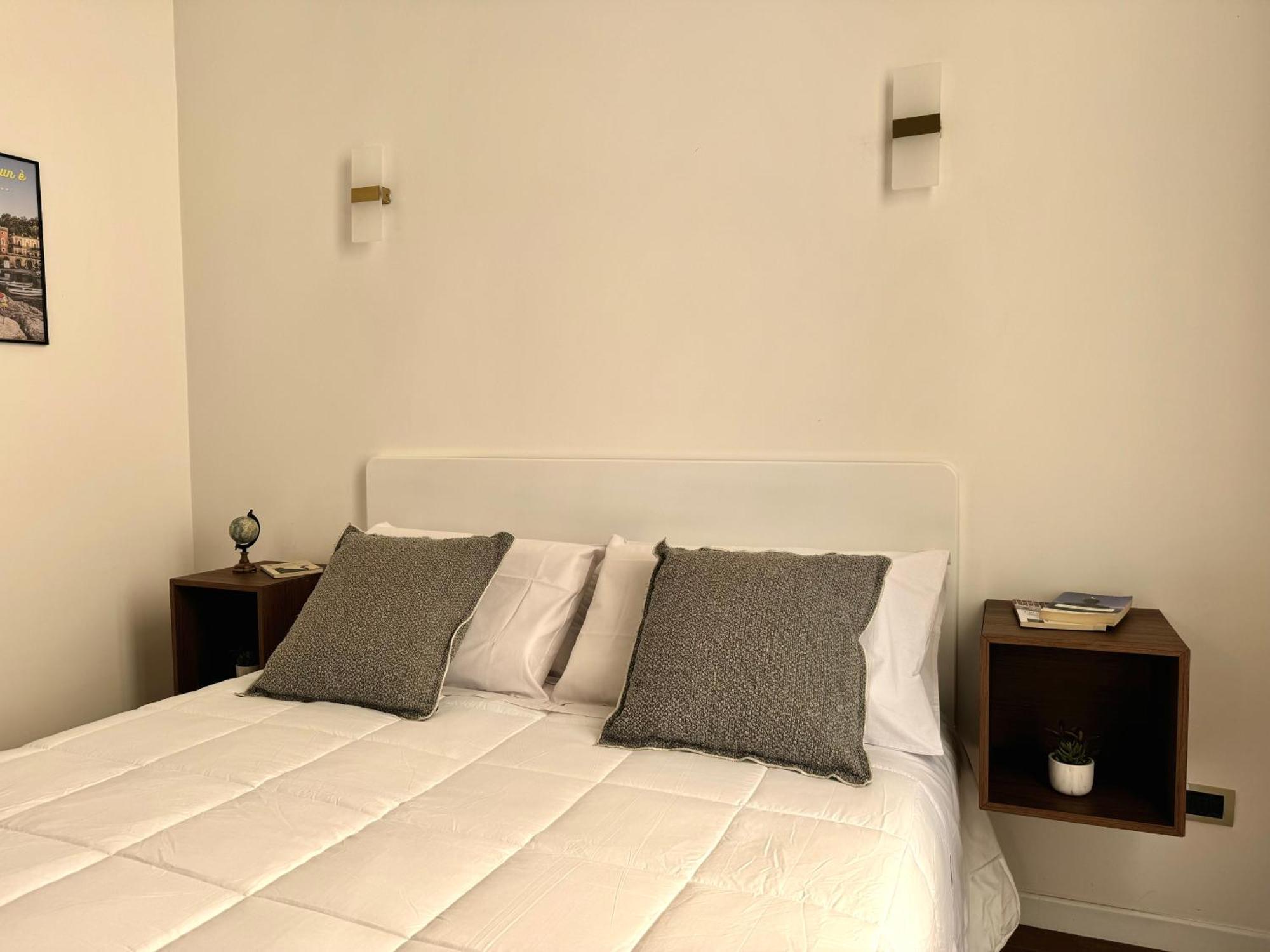 Montesanto Charm Centro Storico Appartement Napels Buitenkant foto
